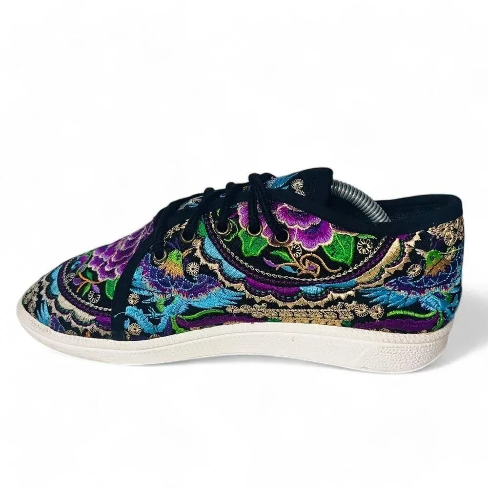 Ocelot Market Hand Embroidered Bohemian Sneakers Women's‎ 7
